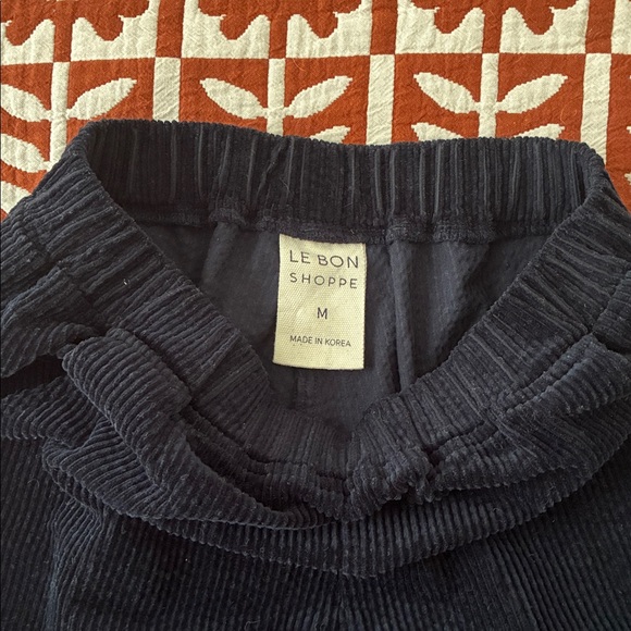le bon shoppe arc pants corduroy midnight size m nwot - Picture 3 of 4